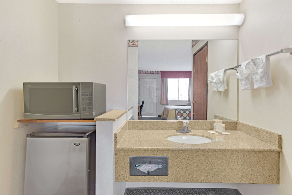 Room, Accessible - Photo 2