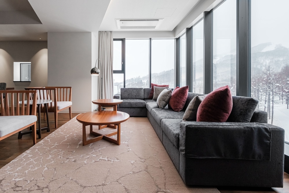 3 Bedroom Premier Residence