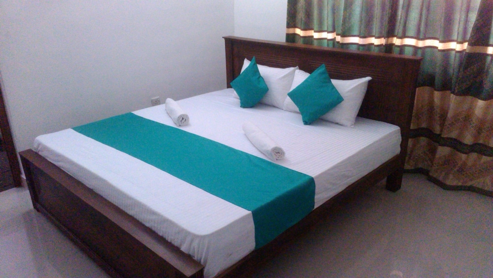 Standard Double Room, Garden View