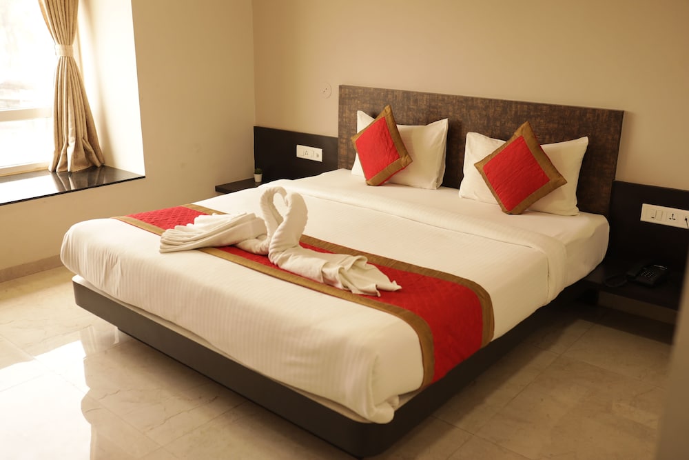 Deluxe Room - Photo 1