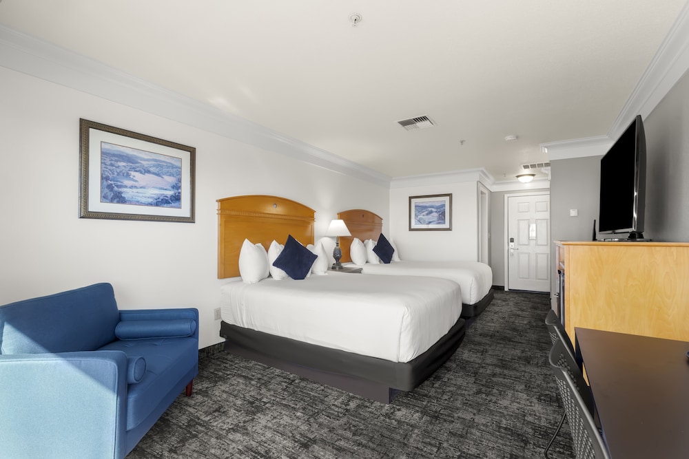 Two Queen Beds with Ocean View photo 3