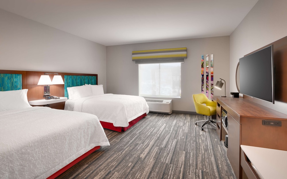 Room, 2 Queen Beds, Accessible - Photo 2