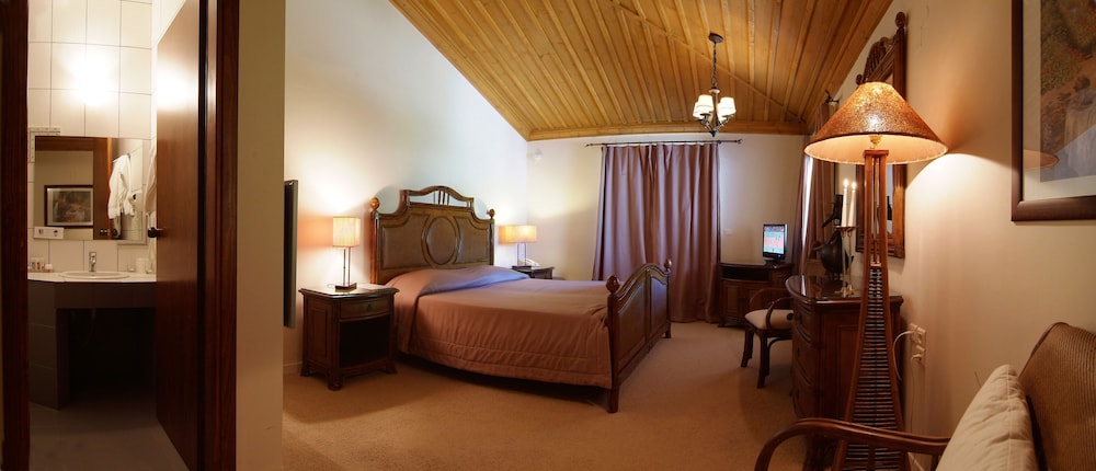 Deluxe Double Room, Mountain View photo 3