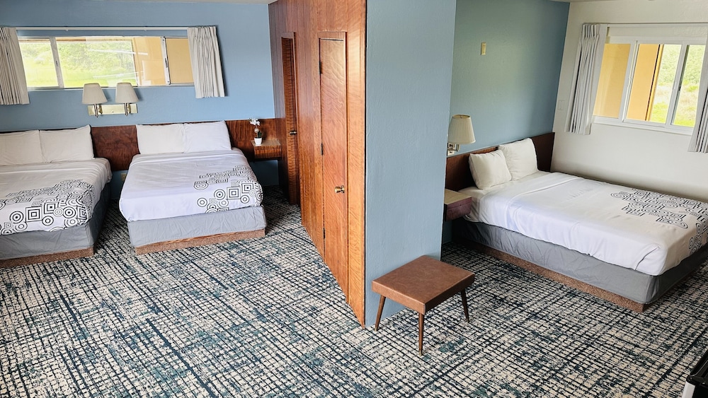Family Room, 1 Bedroom