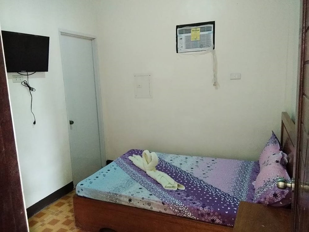 Budget Double Room photo 1