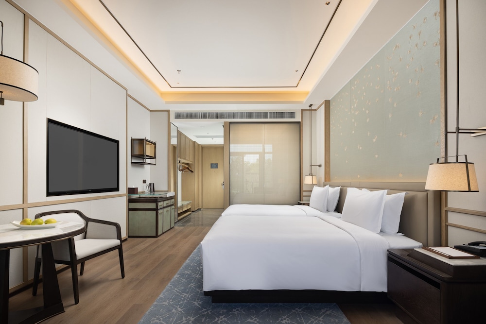 Deluxe Twin Room photo 3