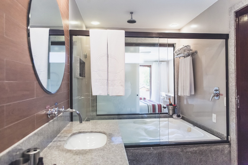 Suite Resort - Photo 4