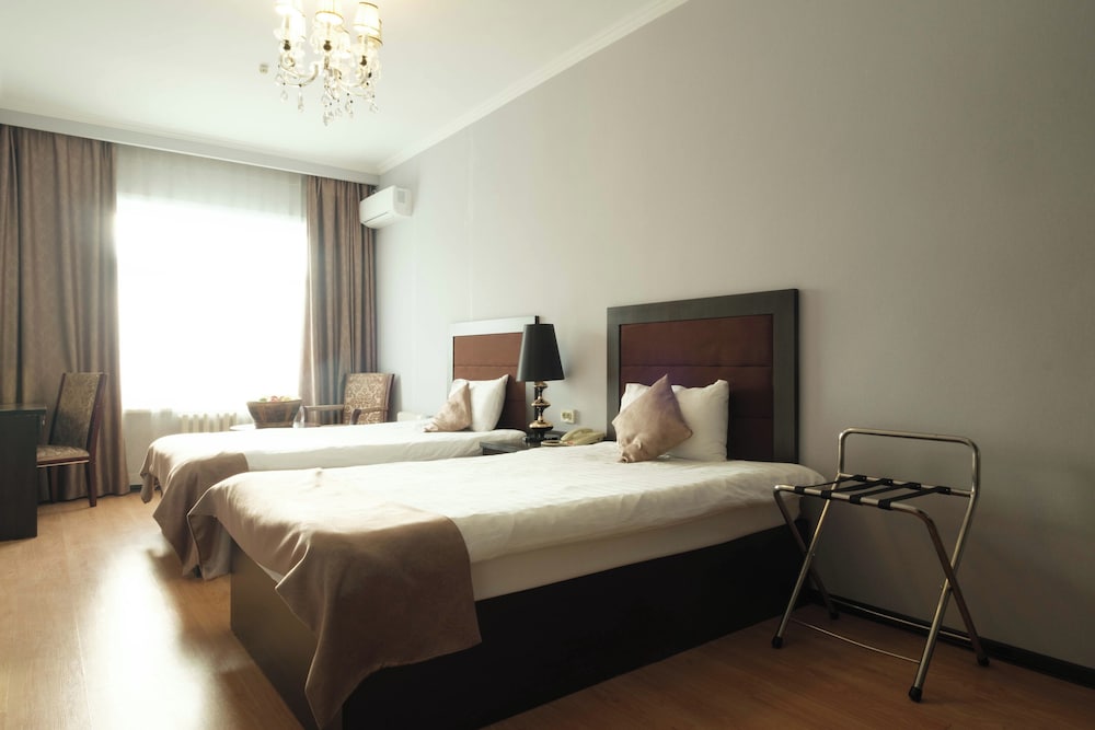 Superior Twin Room photo 2