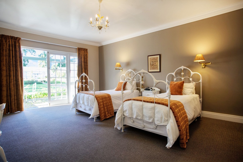 Village Room Twin - Photo 6