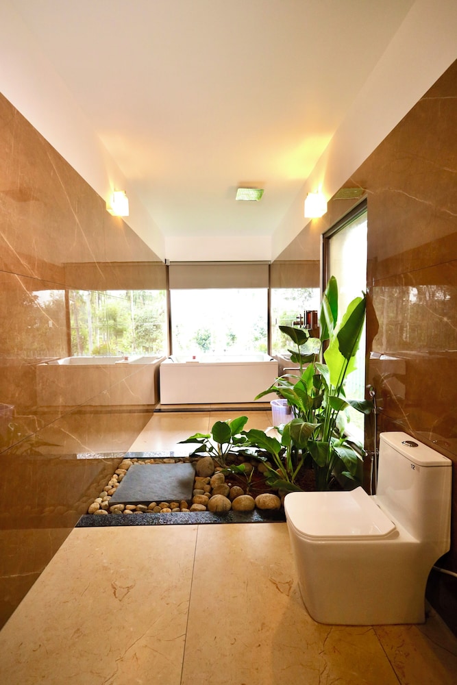 Deluxe Suite, Balcony, Garden View photo 2