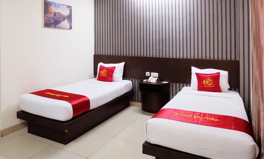 Deluxe Twin Room - Photo 10