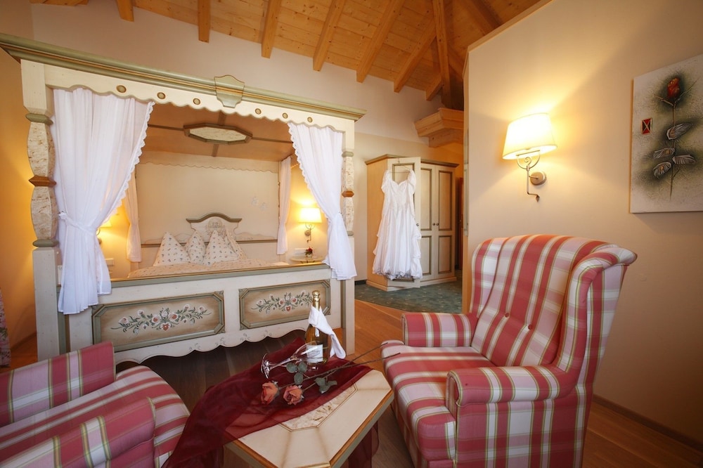 Romantic Suite, Mountain View photo 1
