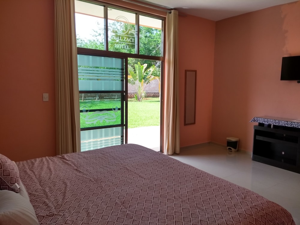 Junior Suite, Garden View