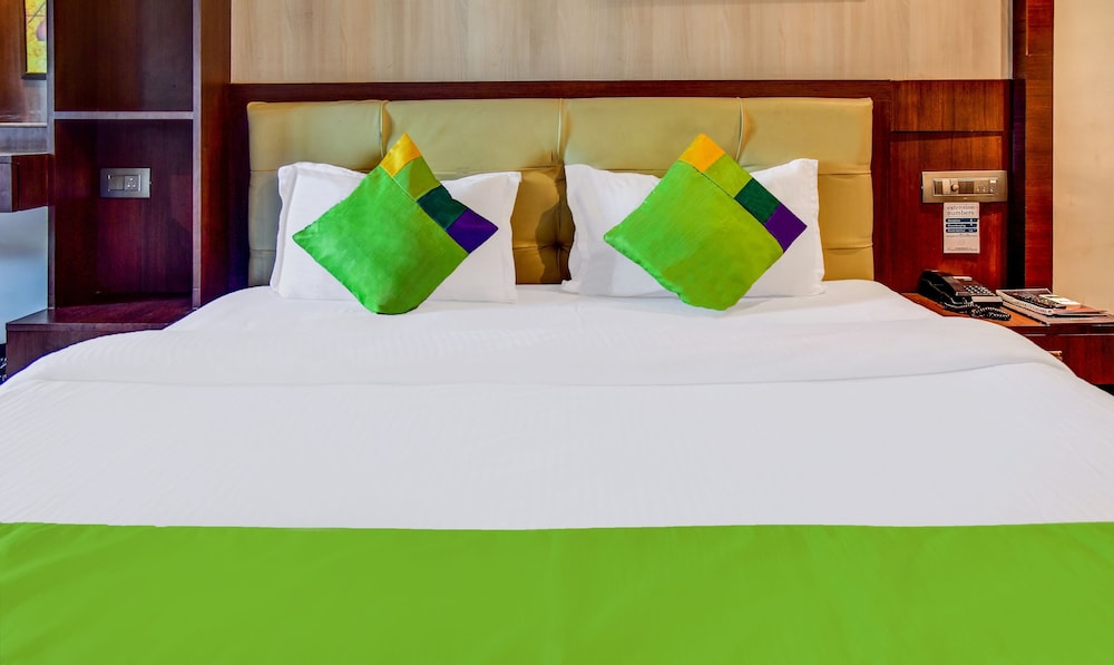 Deluxe Room - Photo 6