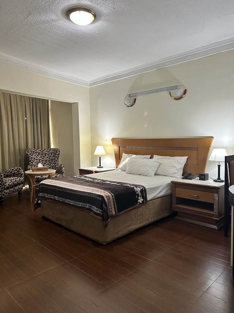 Deluxe Double Room photo 3