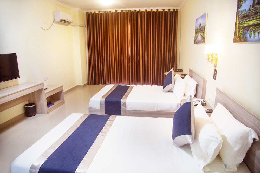 Deluxe Twin Room (with One-way Airport Pick) - Photo 3