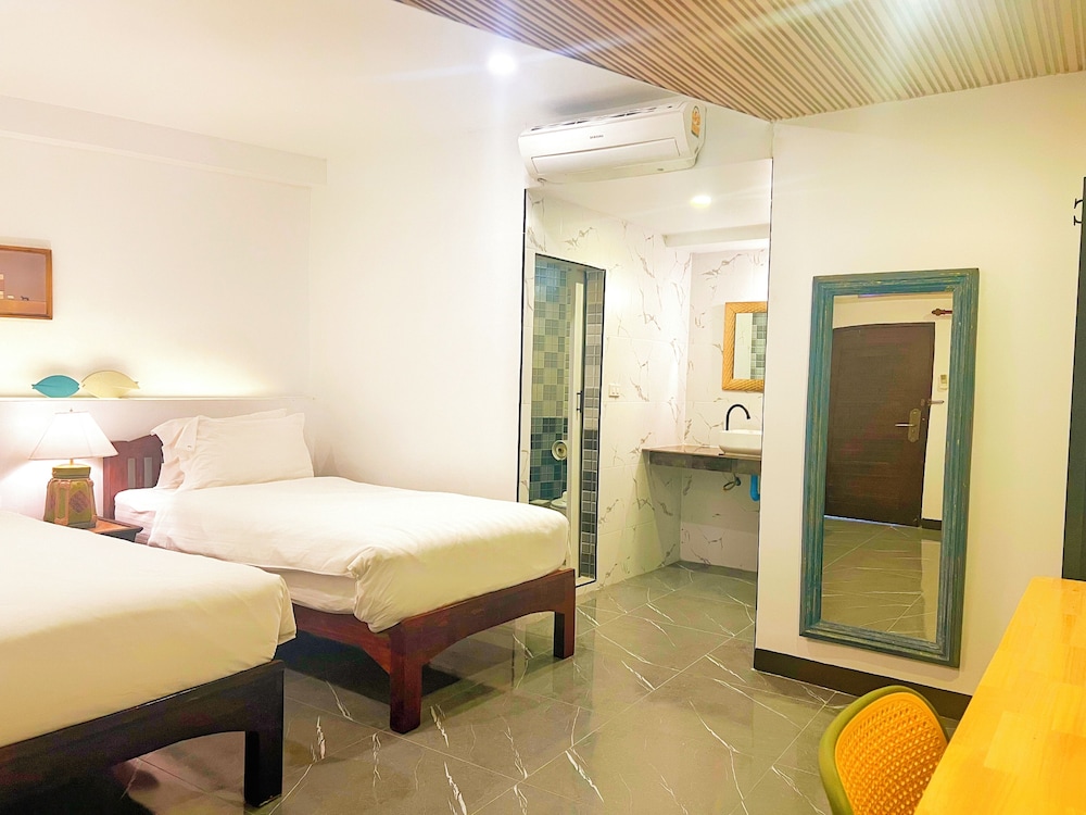 Superior Twin Room photo 3
