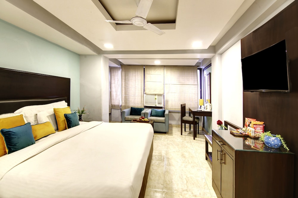 Deluxe Room - Photo 21