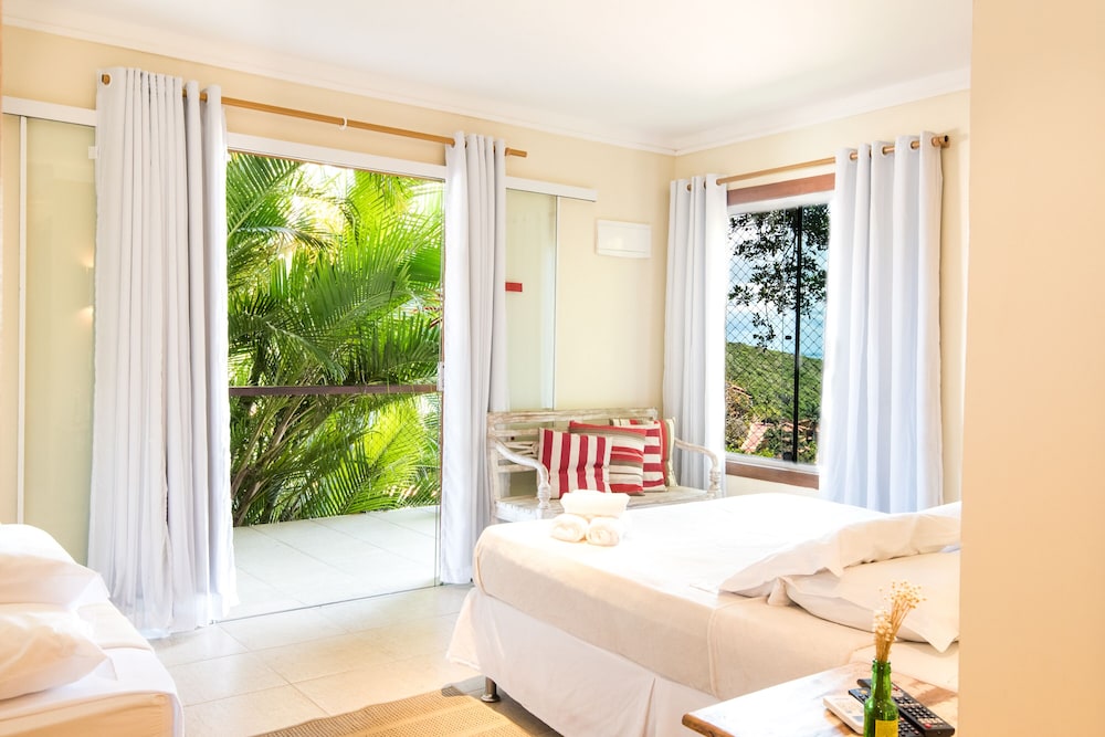 Triple Room, Jetted Tub, Sea View photo 2