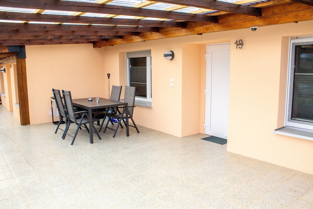 Bungalow photo 2