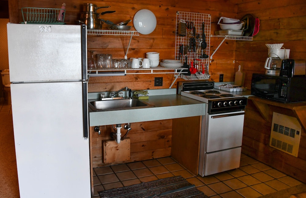 Traditional Suite, 1 Bedroom, Accessible, Kitchenette (Lodge Suite Not Pet Friendly) photo 2