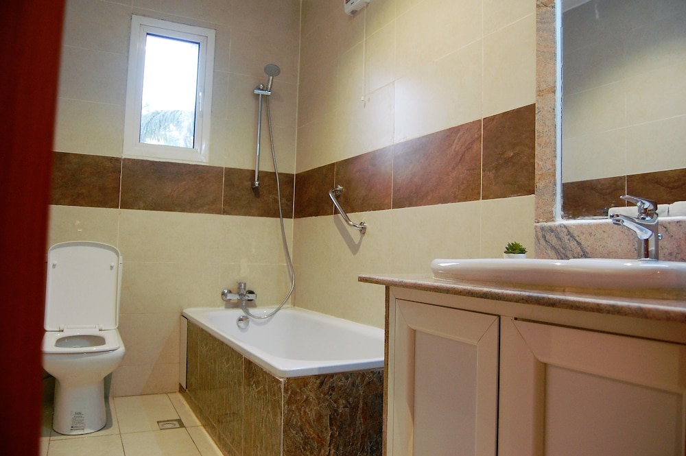 Royal Suite photo 2