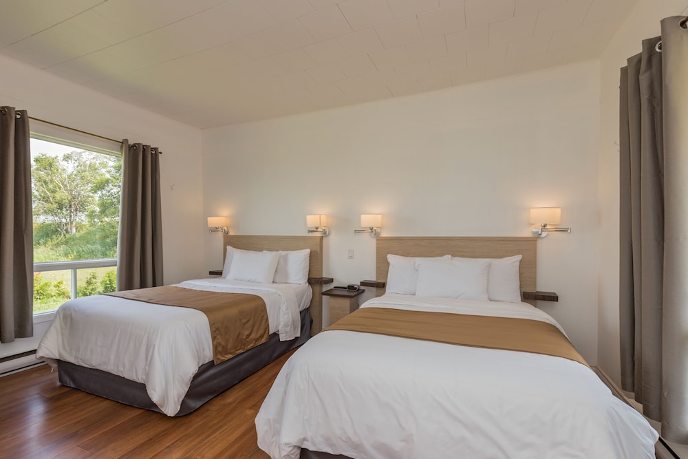 Chalet, 2 Double Beds, Balcony photo 1