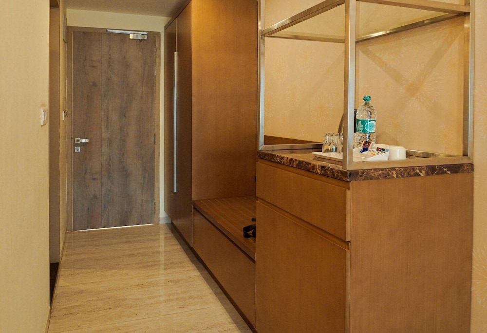 Luxury Twin Room photo 3