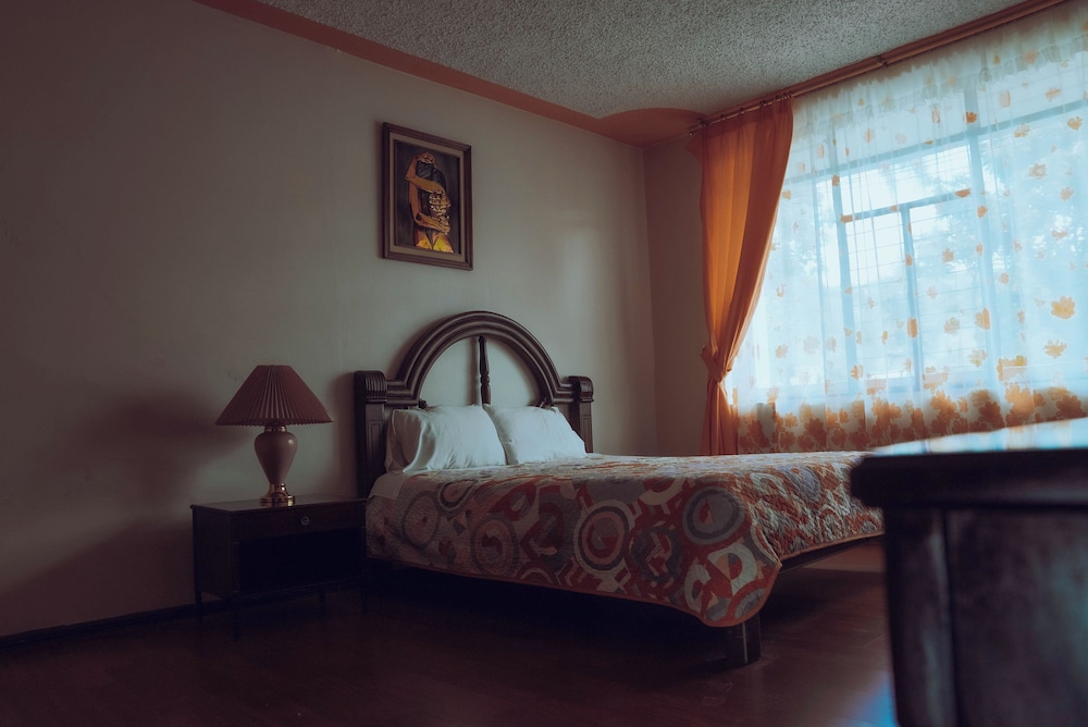 Basic Single Room, 1 Double Bed
