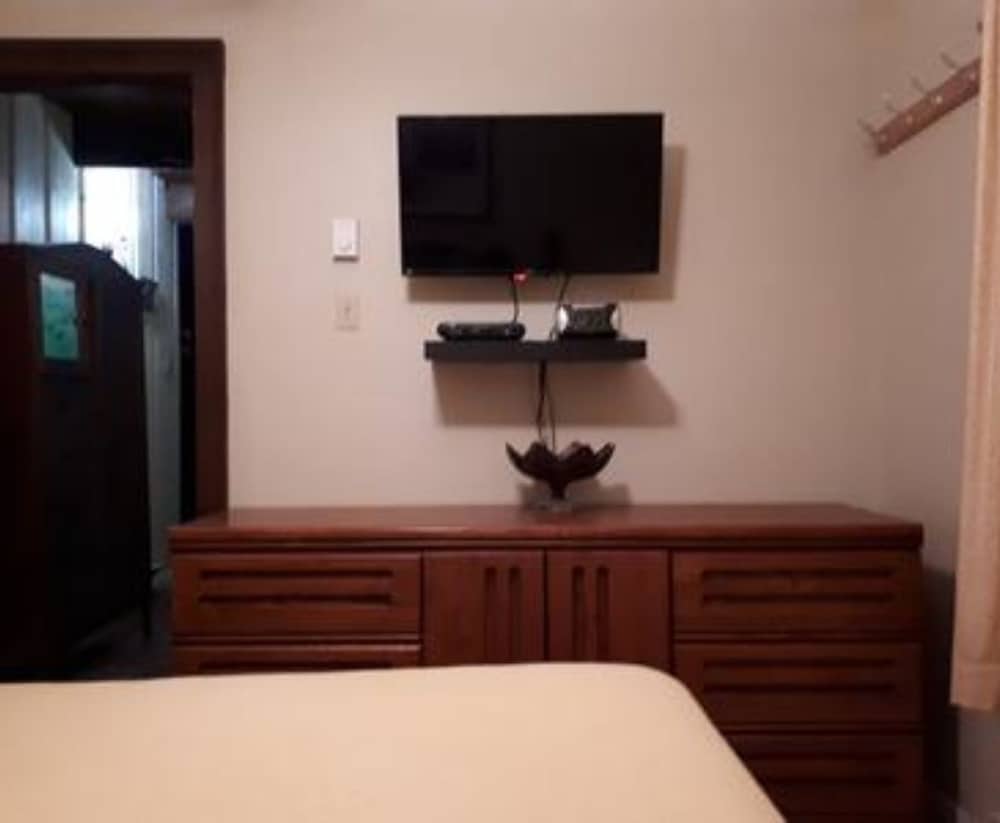 Cottage, 6 Bedrooms, 2 Bathrooms photo 1