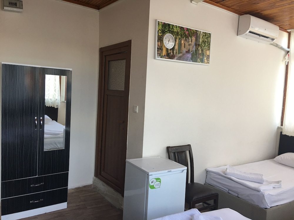 Family Room photo 1