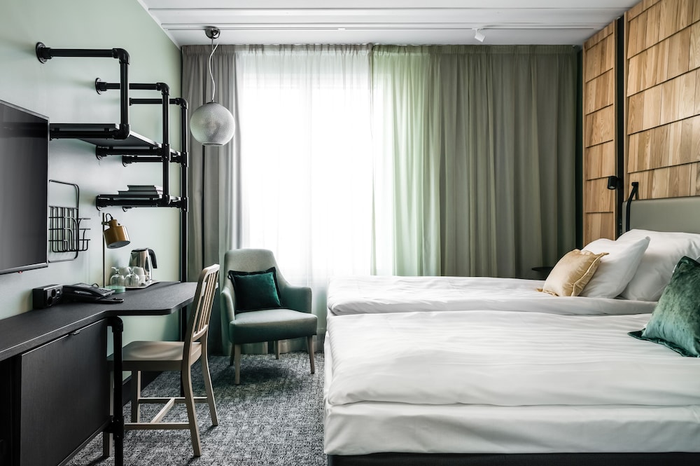 Standard Twin Room (extra bed possibility) photo 2