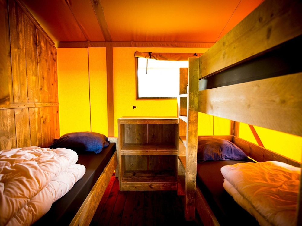 Classic Tent, 3 Bedrooms photo 1