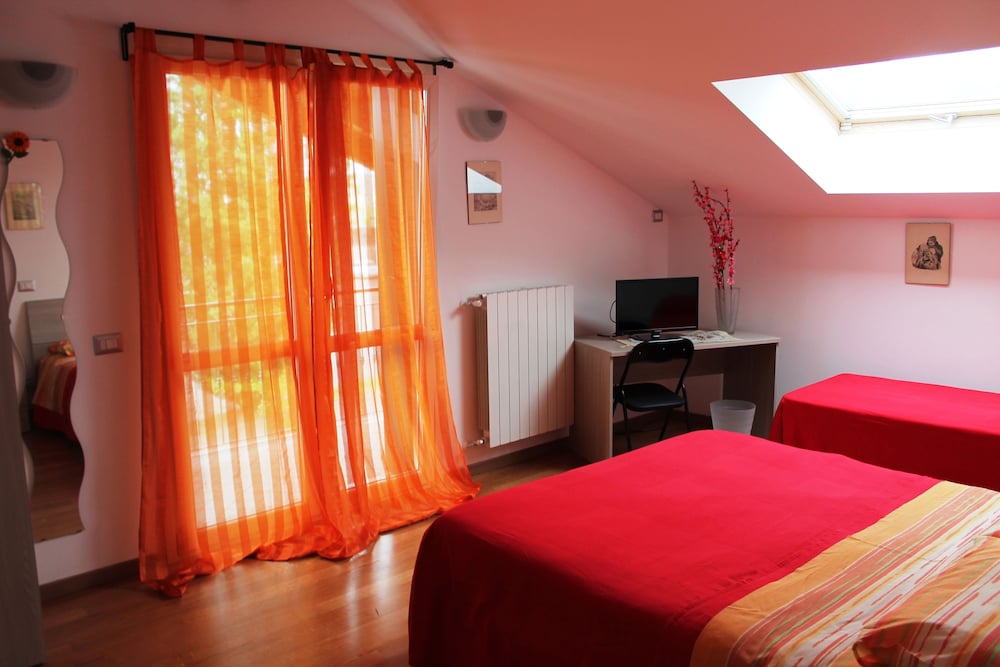 Family Quadruple Room, 1 Bedroom, Balcony, Garden Area photo 2