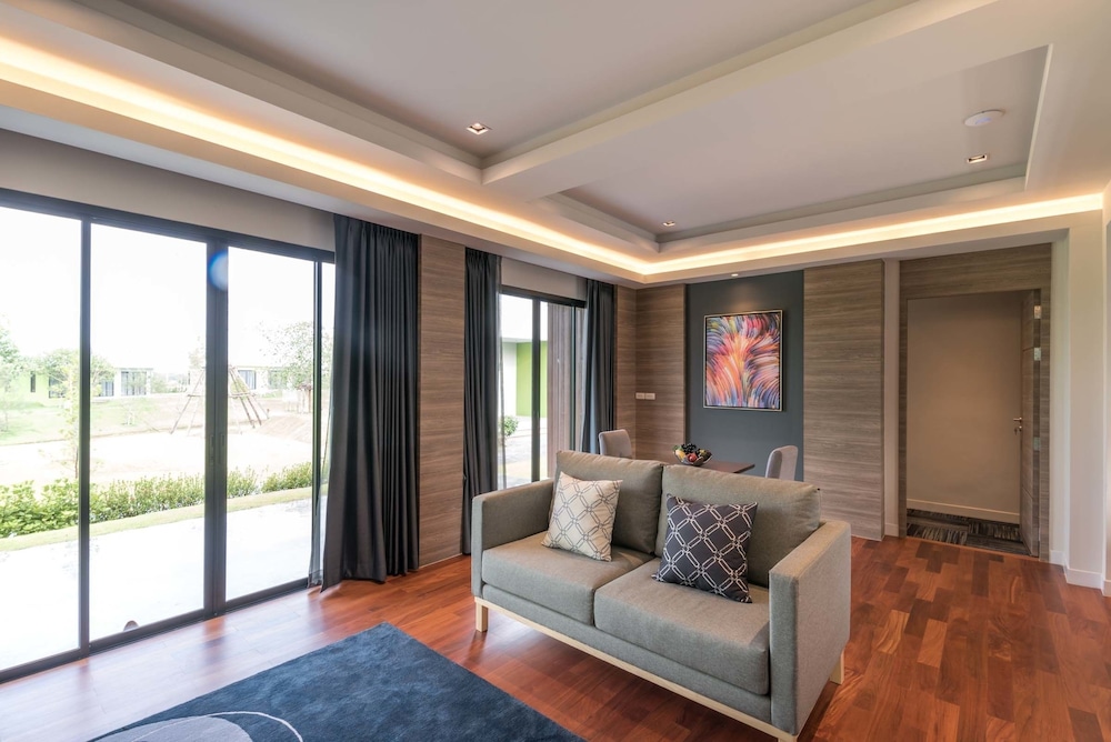 Lagoon Villa photo 3
