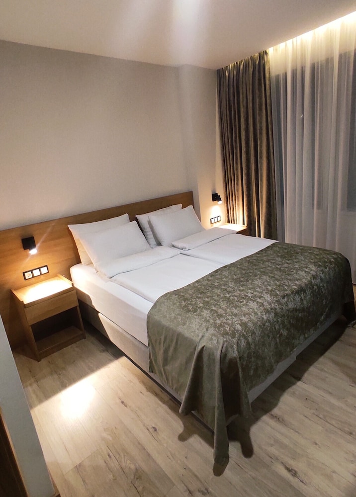 Economy Double Room photo 1