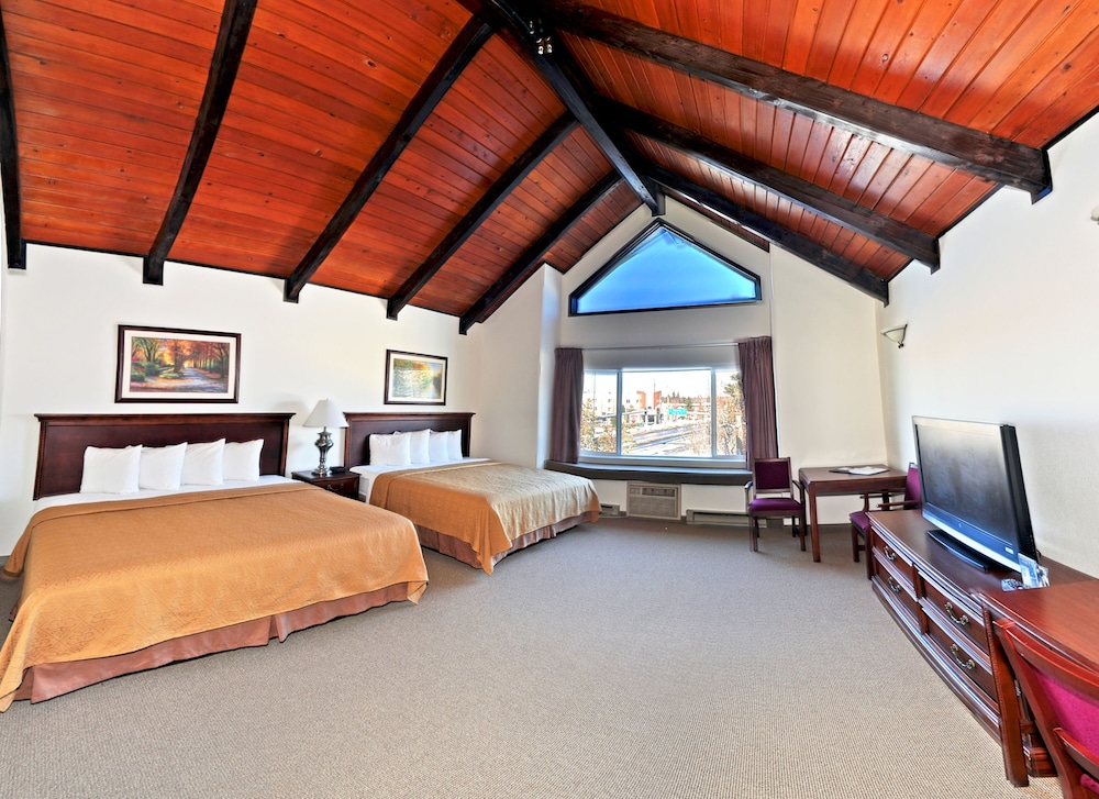 Standard Room, Two King Beds photo 1