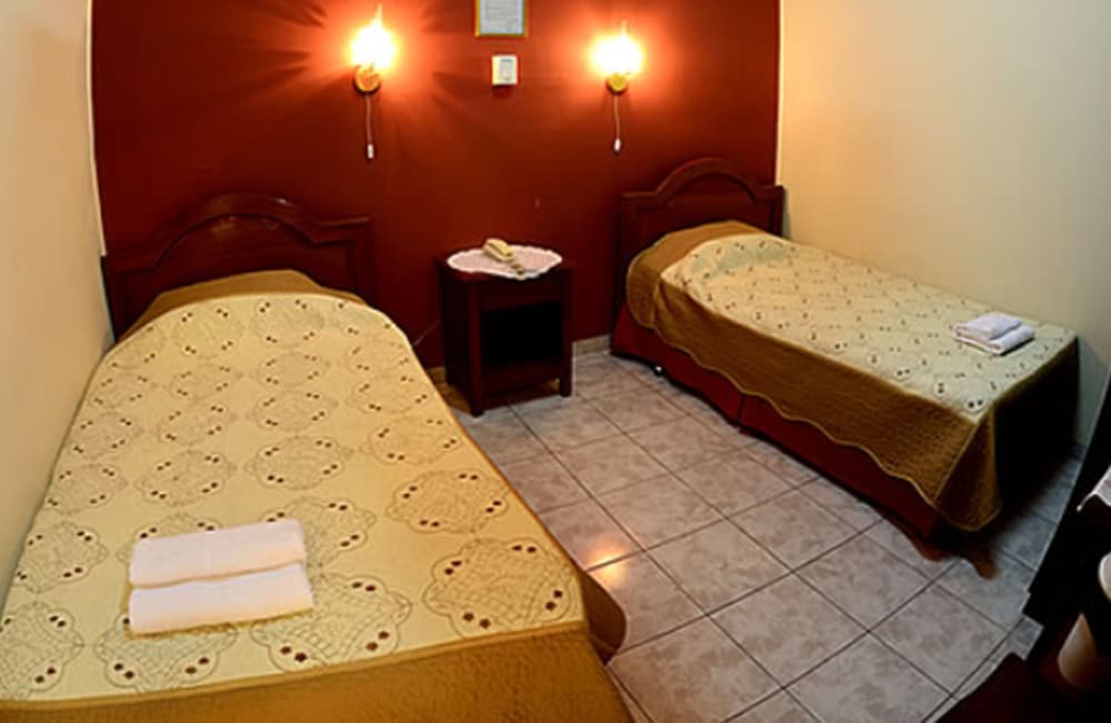 Twin Room, Non Smoking photo 2