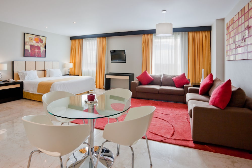 Suite, 1 Bedroom photo 3