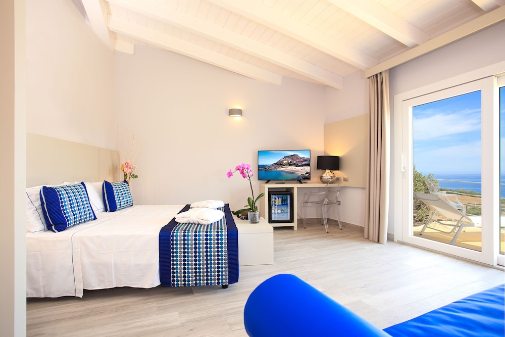 Junior Room (Prime)