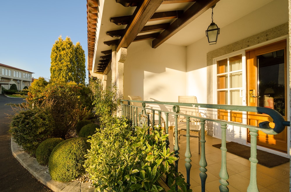 Villa (2 Adults) - Photo 8