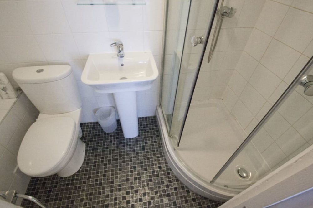 Standard Triple Room - Photo 3