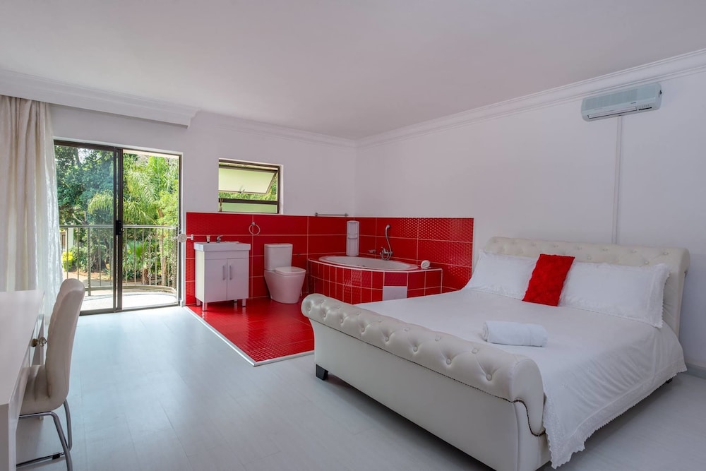 Executive Room photo 3