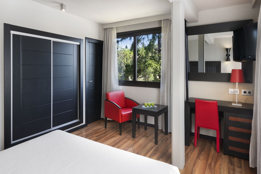 Double room single use with Spa access photo 3
