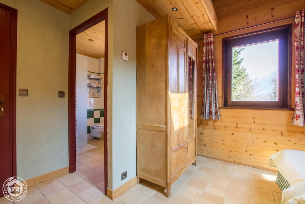 Suite, Ensuite, Mountain View (1 - Printemps) photo 2
