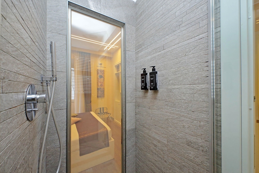 Business Double or Twin Room, Non Smoking photo 2