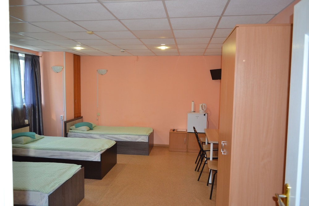 Economy Triple Room, Shared Bathroom photo 2
