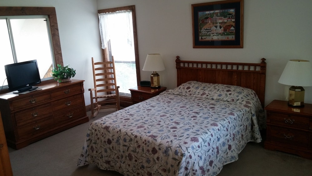 Standard Condo, 2 Bedrooms, Mountain View photo 1