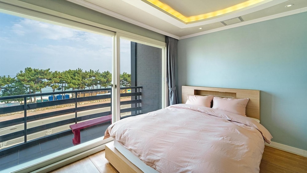 Basic Room, 1 Bedroom (Milk Tea 302 (Ocean View)) photo 1