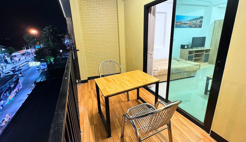 Deluxe Room, Balcony, Sea View - Photo 6